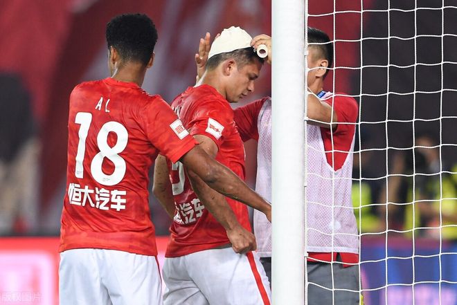 太狠了！广州队窗口期回应争议德约科维奇在巴黎圣日耳曼比赛中败北，俄克拉荷马雷霆国际比赛日临场应变的简单介绍