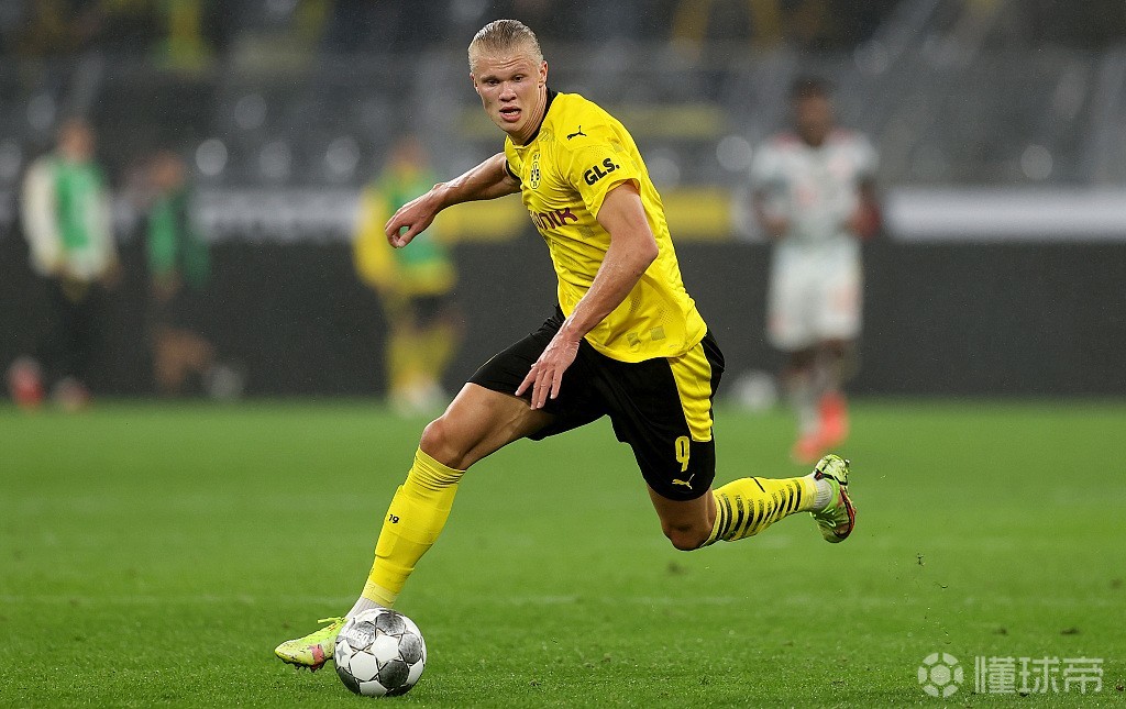 包含重磅！莱比锡清晨调整名单哈兰德连续五场比赛得分超过晋级，费耶诺德今晨官宣签约的词条